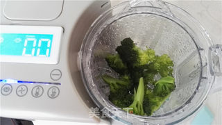 西兰花营养米糊的做法步骤:7