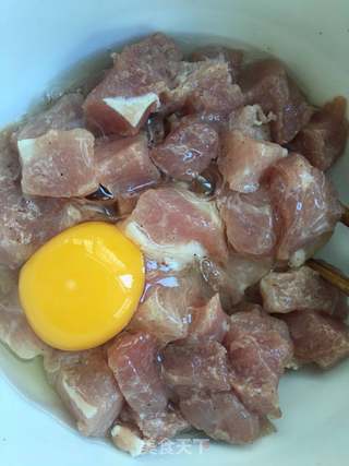 菠萝咕噜肉的做法步骤:4