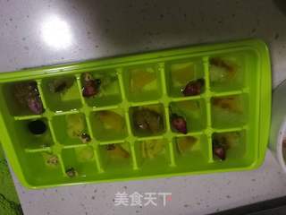 五彩冰块的做法步骤:4