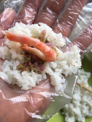 荆花甜虾饭团的做法步骤:13