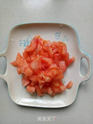 西红柿鸡蛋炒饭的做法步骤:2