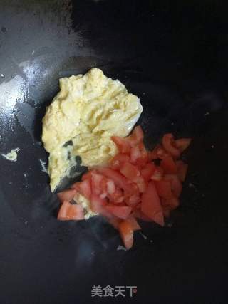 西红柿鸡蛋炒饭的做法步骤:5