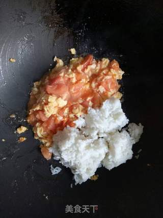 西红柿鸡蛋炒饭的做法步骤:6