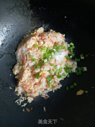西红柿鸡蛋炒饭的做法步骤:7