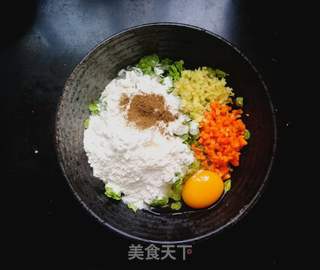 榆钱煎饼的做法步骤:2