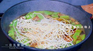 牛肉豆角焖面的做法步骤:6
