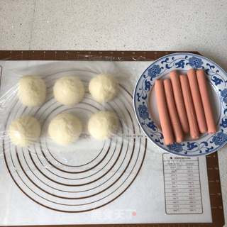 萌萌哒小兔子面包的做法步骤:2