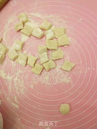 宝宝～菠菜虾仁水饺的做法步骤：10
