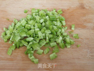 苦瓜炒米饭的做法步骤:4