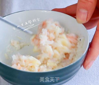 海鲜吐司卷的做法步骤:4