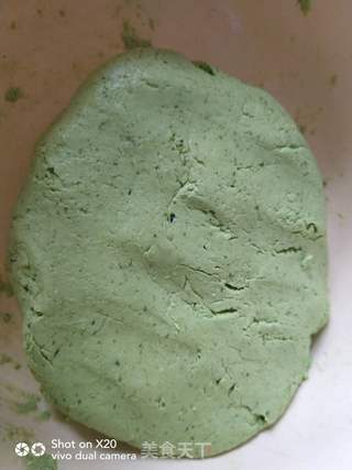 我的美味便当~菠菜汁豆沙青团的做法步骤:2