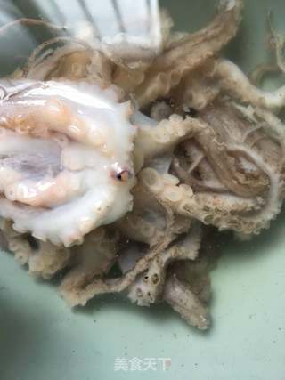 章鱼饺子的做法步骤:2