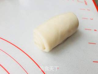 传统蛋黄酥的做法步骤:10
