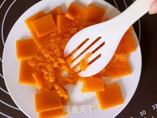 小猪豆沙包的做法步骤:9
