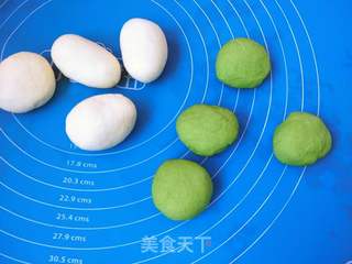 仿真白菜馒头的做法步骤:2