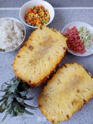 缤纷菠萝饭的做法步骤:2