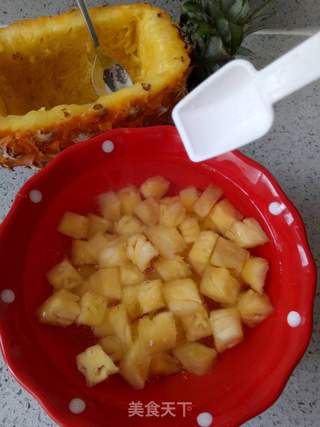 缤纷菠萝饭的做法步骤:4