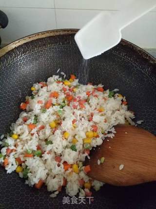 缤纷菠萝饭的做法步骤:10
