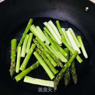 剁椒芦笋的做法步骤:4