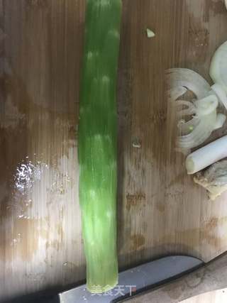 什锦蔬菜排骨煲仔饭的做法步骤:5