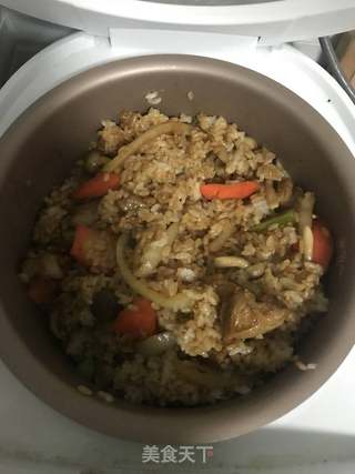 什锦蔬菜排骨煲仔饭的做法步骤:10