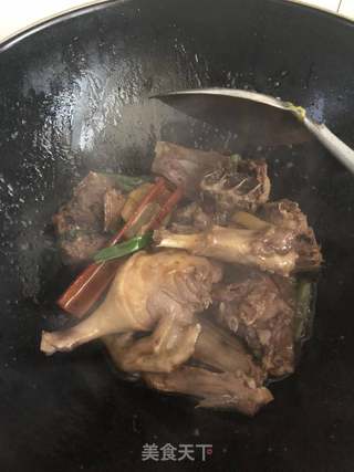 厦门的“姜母鸭”的做法步骤:3