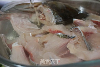 麻辣水煮鱼 的做法步骤:2