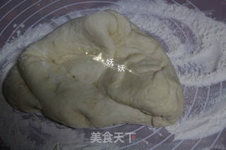 菠菜花卷的做法步骤:7