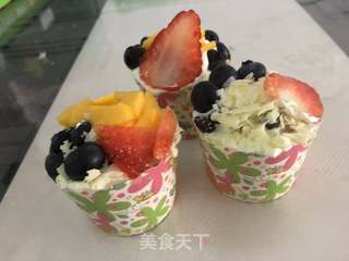 戚风奶油水果生日蛋糕的做法步骤：18