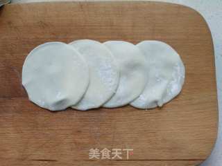水煎玫瑰花饺的做法步骤:2