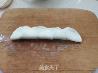 水煎玫瑰花饺的做法步骤:7