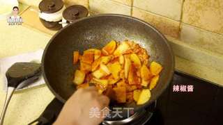 韩式辣白菜炒土豆片的做法步骤:6