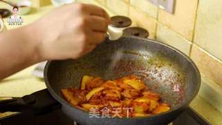 韩式辣白菜炒土豆片的做法步骤:7