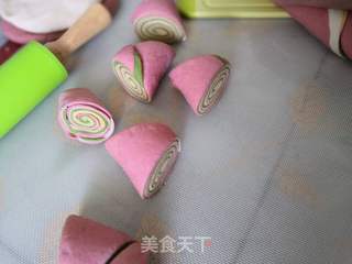纯天然花色馒头??的做法步骤:6