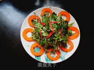 小米椒拌蒲公英的做法步骤:5