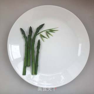 萌系熊猫餐盘画的做法步骤:6
