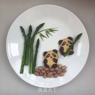 萌系熊猫餐盘画的做法步骤:10