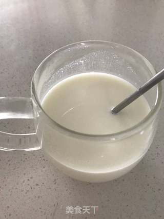 香蕉木瓜奶昔的做法步骤：2