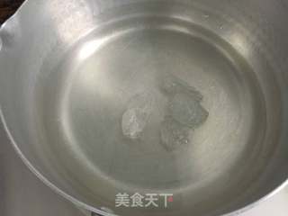 枇杷炖川贝的做法步骤:2