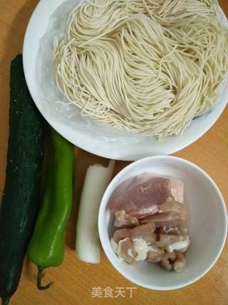 酱油肉末面的做法步骤：1