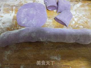 紫甘蓝胡萝卜肉包的做法步骤:8