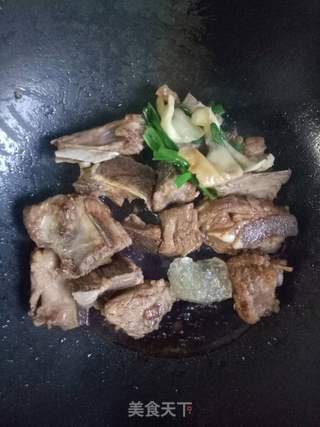 懒人便当～排骨焖饭的做法步骤：8