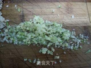 肉末酸菜盒子的做法步骤:6