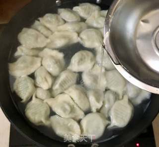 苔菜猪肉水饺的做法步骤:11