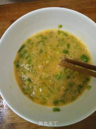 鸡蛋尖椒饼的做法步骤：4