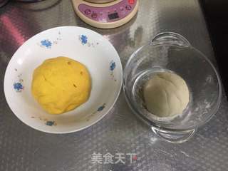 双色馒头的做法步骤:2