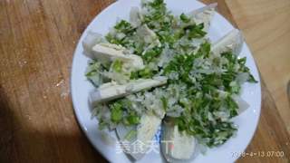 蒜苗拌鹅蛋的做法步骤：7