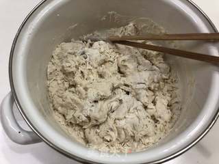 全麦黑芝麻发面饼的做法步骤:4