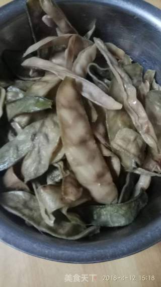 扁豆猪肉蒸包的做法步骤：1