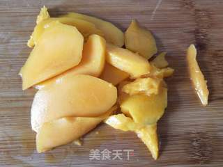 芒果汁的做法步骤:2